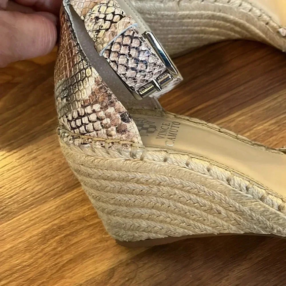 Snake print wedges - Picture 6 of 6